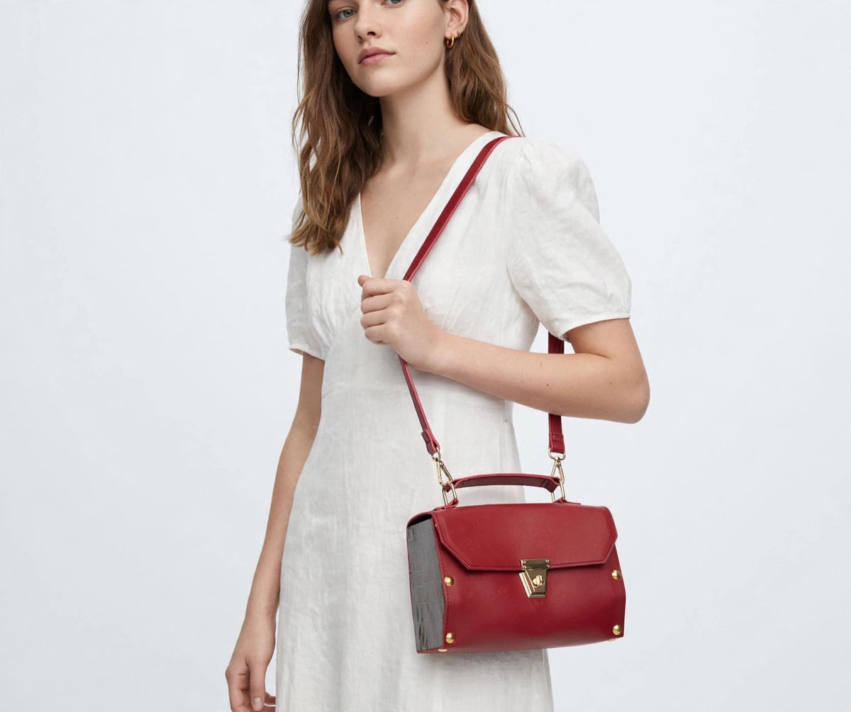 WOODEN SIDE BAG