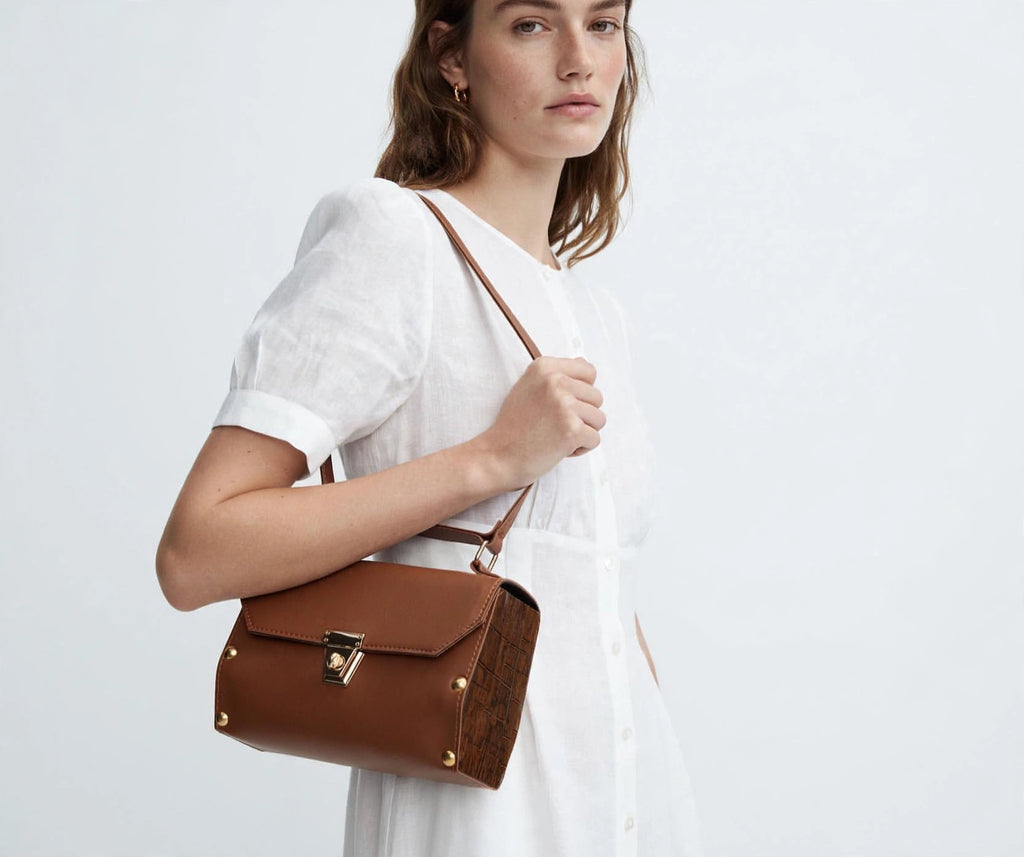 WOODEN SIDE BAG